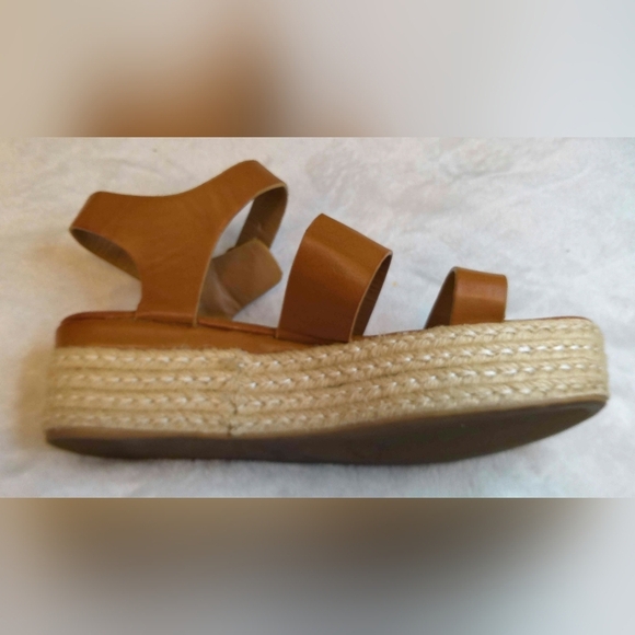 BAMBOO SANDALS - Picture 2 of 10